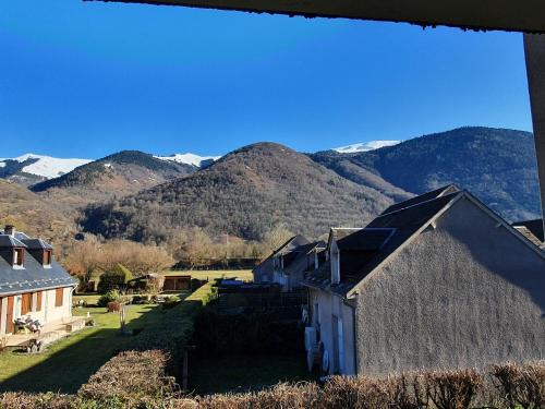 Bagneres-de-Luchon Apartment | Appartement T3 5 Pers Domaine Les PIC D'ARAN