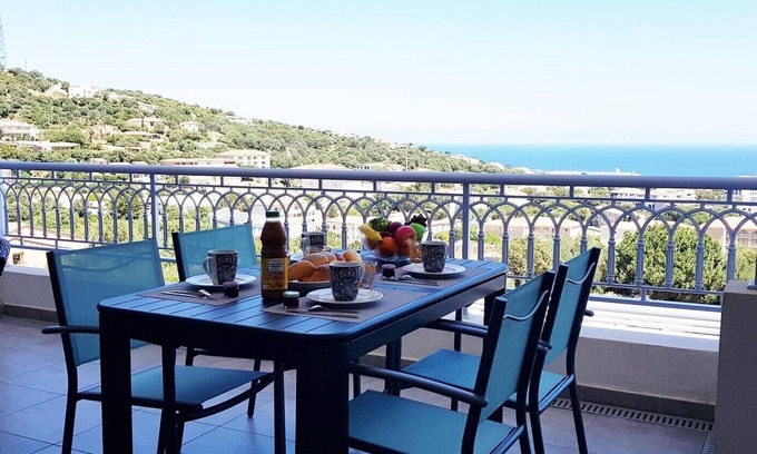 Corbara Apartment | Appartement T3, Face à la Mer, à 5 mn en Voiture des Plages et du Centre-ville