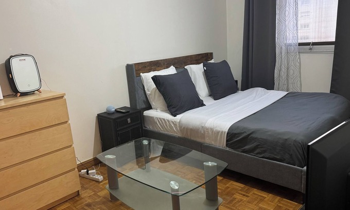 Gambetta Apartment | Appartement with balcony, La Défense - Paris