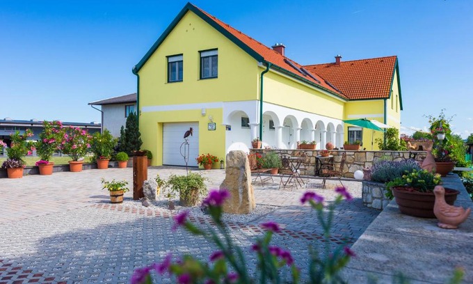 Morbisch am See Apartment | Appartementhaus Freiler