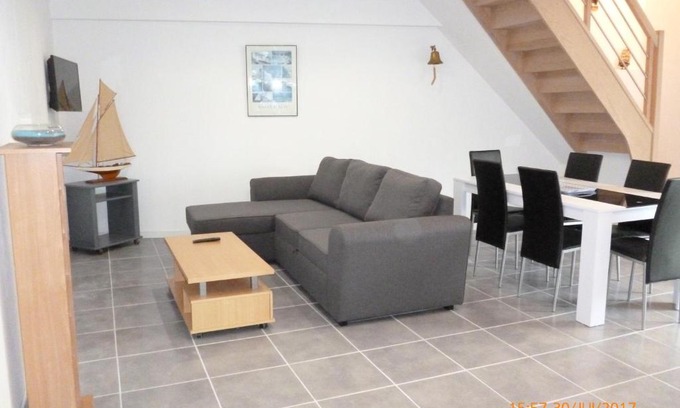 Chateau-Malo Apartment | Apparterc