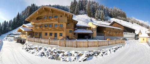 Grossarl House | Appartmenthof Aigengut Ferienwohnung Großarl