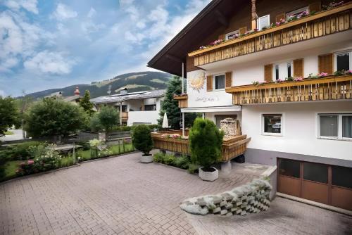 Villabassa House | Appartments Hofer Bergnest