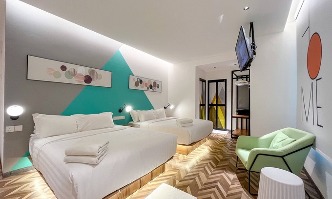 Kampung Sungai Nibong Hotel | Apple 1 Hotel Queensbay