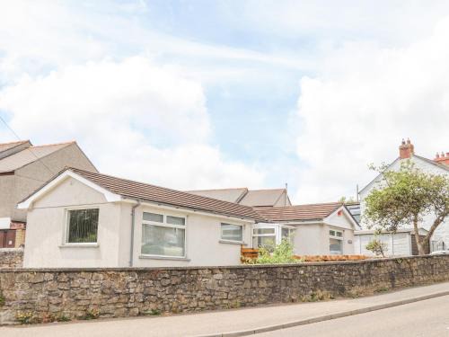 Lanner House | Apple Tree Bungalow