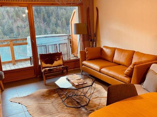 Saint-Jean-de-Sixt Apartment | Appt 5 pers, garage, balcon, WiFi, skis - FR-1-459-151