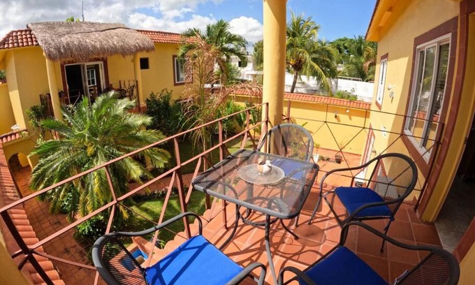 Colonia Independencia Apartment | Appt for 3ppl, all equipped, pool and balcony with view