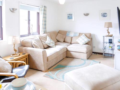 Treator House | April Cottage