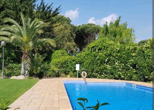 Calella de Palafrugell Apartment | Apt con piscina en Calella de Palafrugell, parking gratuito