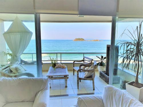 Governador Celso Ramos Apartment | Apt de luxo, pé na areia, 200m2 melhor loc Palmas