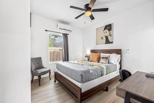 Northside House | Apt Near Downtown Desk Wifi Tvs Games Pets