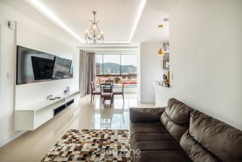 Andorinha Apartment | Apto 2Q c/churrasqueira em Meia Praia MLO0601