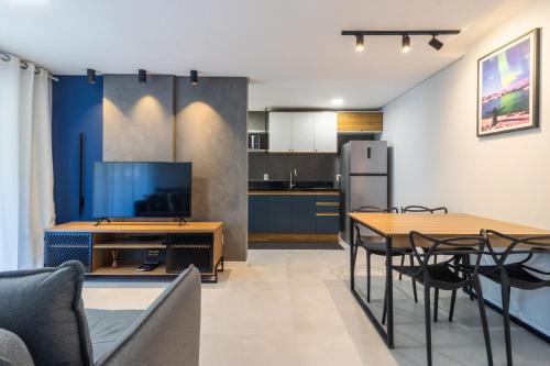 Velha Apartment | Apto a 4min da Vila Germânica KW1383