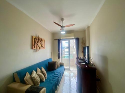 Mirim Apartment | Apto a 50m da praia, com ar condicionado, wifi , portaria 24h