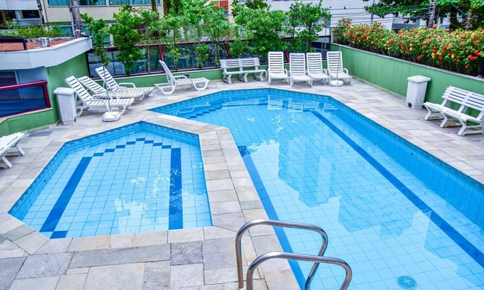Vila Alzira Apartment | Apto c piscina e acesso exclusivo à praia, Guarujá