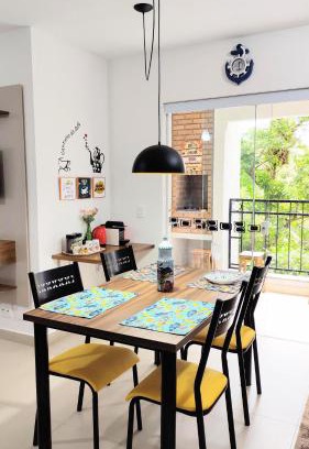 Umuarama Apartment | Apto Centro Ubatuba com Varanda Gourmet, Suíte e Piscina