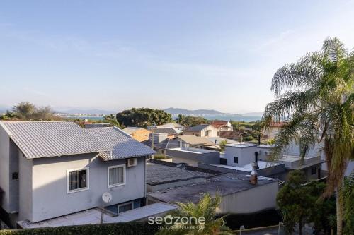 Ponta das Canas Apartment | Apto com varanda e vista mar em Floripa | GVM133