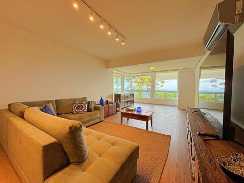 Vila Suica Apartment | Apto localizado há duas quadras da Rua coberta!