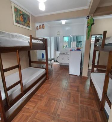 Centro Apartment | Apto no Centro de Bertioga, próx a Praia da Enseada e da Balsa com acesso a Prainha Branca, Acomoda até 6 pessoas