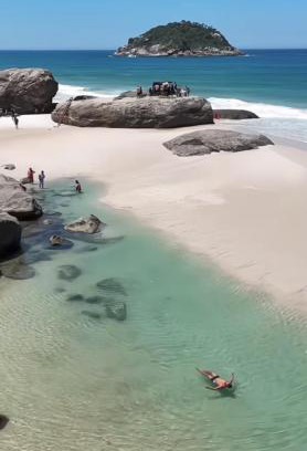 Recreio dos Bandeirantes Apartment | Apto Térreo Recreio Praia 9 min a pé com Ar Cond