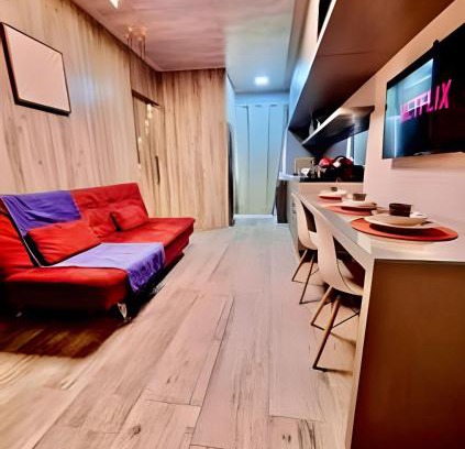 Matriz Apartment | Apto THE BEST, Com garagem em frente Shop Mueller