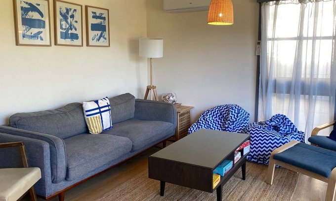 Manyana House | Aqua a basic holiday home