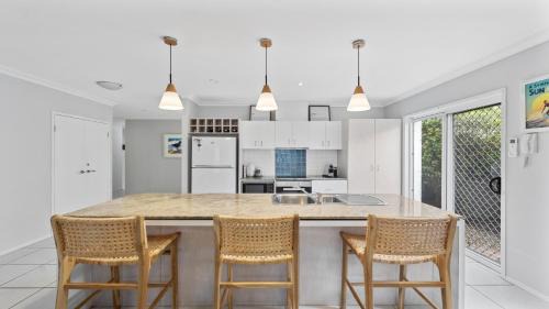 Yamba House | Aqua Links 70 The Drive Yamba