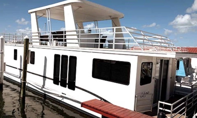Tavernier Boat Rental | Aqua Lodge Houseboat "Calypso"