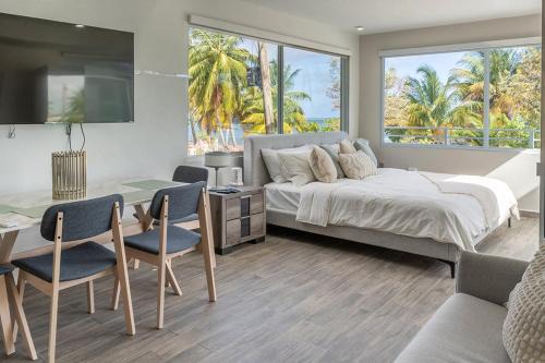 Dorado Pueblo Apartment | AQUA Terrazas Studio 7 - Beachfront Getaway, King Bed, Pool
