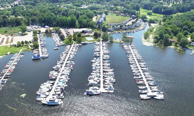 Douglas Boat Rental | Aqua Vista- In the Heartbeat of Saugatuck