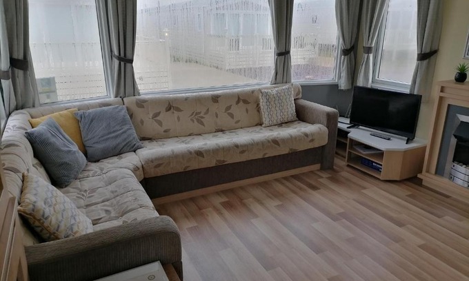 Seasalter Apartment | Aquamarine