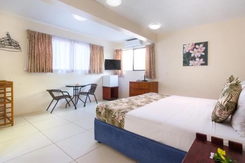 Wailoloa Hotel | Aquarius On The Beach