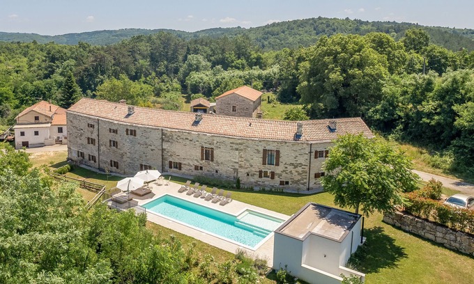 Groznjan Villa | Aquileia Residence # 1 - peaceful, private garden, large pool, close to Grožnjan
