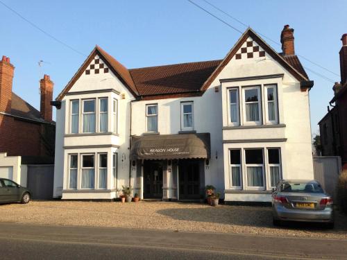 Peterborough House | Aragon House