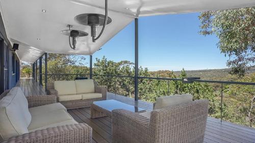Wentworth Falls House | Arana A Little Blue Mountains Luxury
