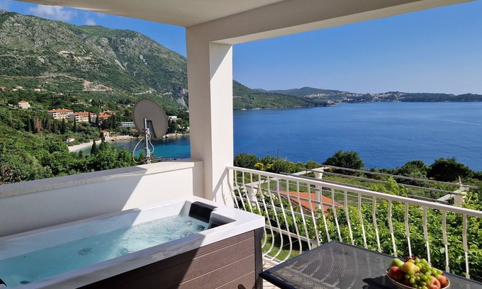 Zupa dubrovacka Apartment | Arba Seaview Residences