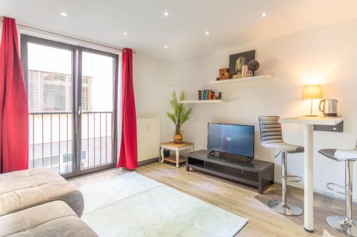 Probstheida Apartment | Arbeitsplatz, Tiefgaragenstellplatz, 4k TV Netflix