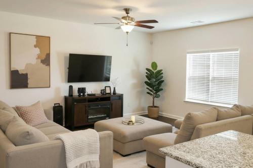 Paw Creek House | Arbor Creek Retreat