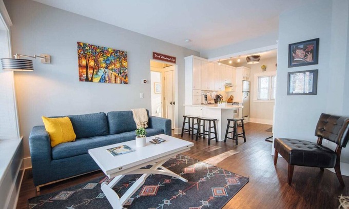 Sturgeon Bay Apartment | Arbor Suite - Modern Comfort in the Heart of Downtown Sturgeon Bay