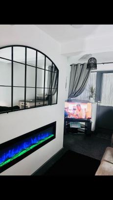 Beverley Apartment | Archie's den