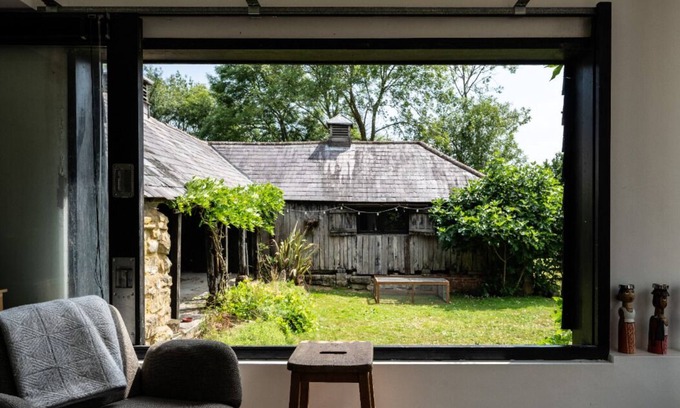Cranbrook House | Architect converted barn in lovely rural setting