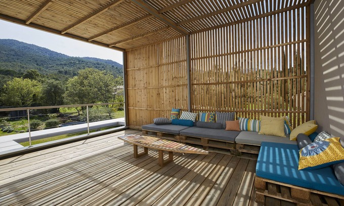 Sorede Villa | Architect-designed villa at the foot of the Albères mountains/7 km from beaches