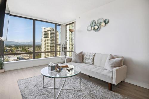 Burnaby Apartment | Arcola Retreat, Modern Condo with Balcony, Workspace and Views