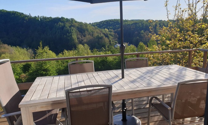 Houffalize Ski Chalet | Ardennes cosiness: hiking, mountain biking . Houffalize has this all!