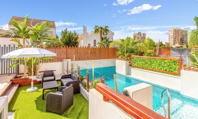 Playa Honda Apartment | Are you dreaming of a vacation close to the beach?