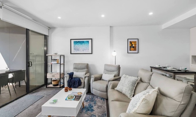 Wollongong Apartment | Arena Beach Escape Smart Urban Stay near Stadium