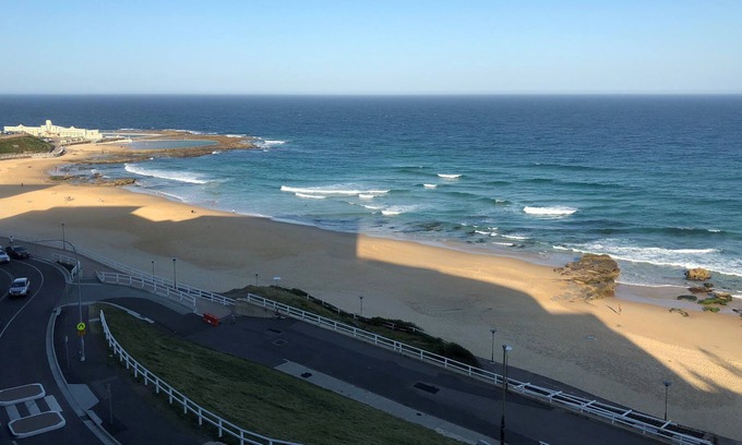 Newcastle Apartment | Arena on the Beach