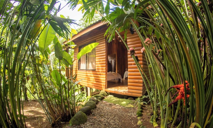 Penas Blancas Cabin | Arenal Rustic Lodge