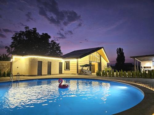 Aruch House | Arev Rest House
