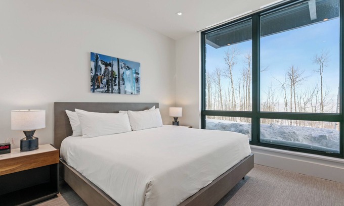 Empire Pass Apartment | Argent at Deer Valley Resort - Hotel Room #105A